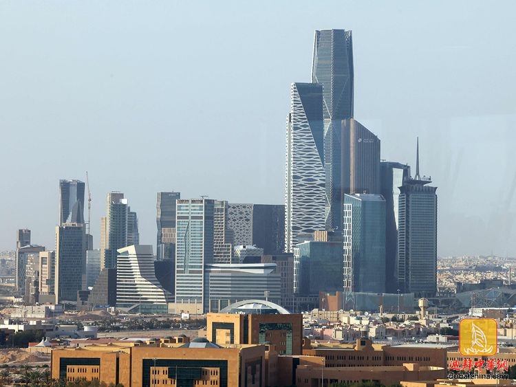 Stock---Riyadh-skyline---Saudi-economy---Saudi-Arabia_189d5774fdf_large.jpg
