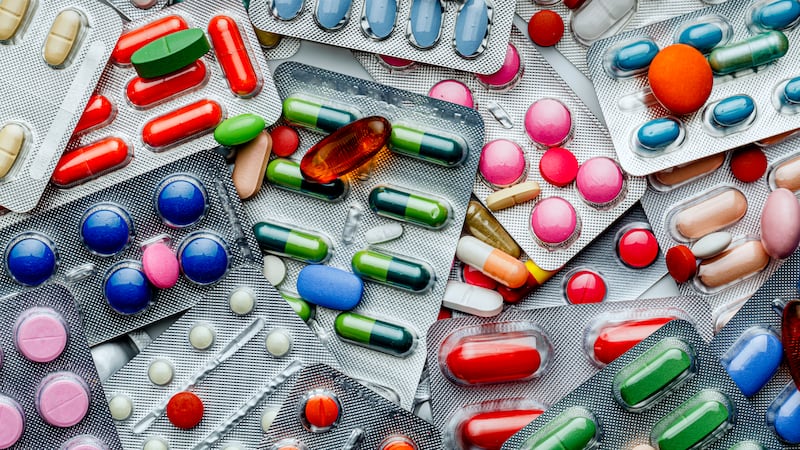 阿联酋出台涉毒新法：严惩违规诊疗行为 强化禁毒监管体系