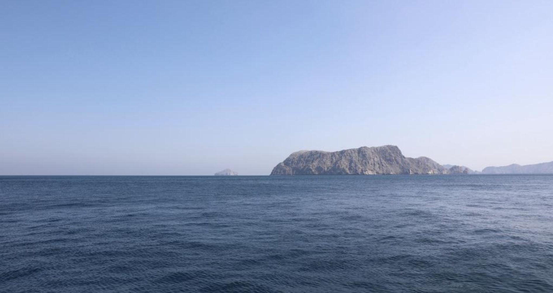 伊朗宣布开放霍尔木兹海峡