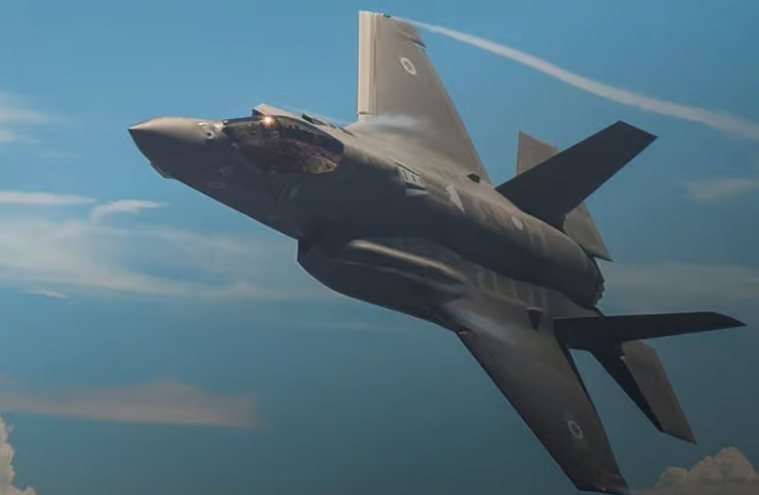 伊媒：一架美军F-35战斗机遇到紧急情况后飞往阿联酋