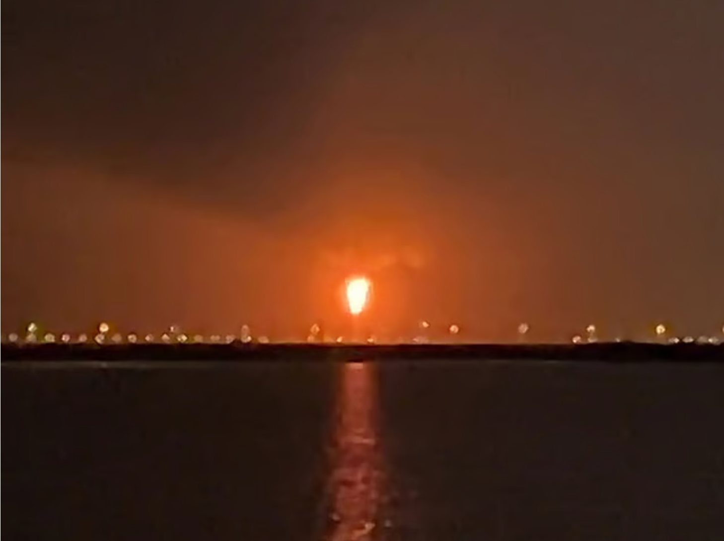 卡塔尔液化天然气工厂发生爆炸，造成13人死亡、66人受伤